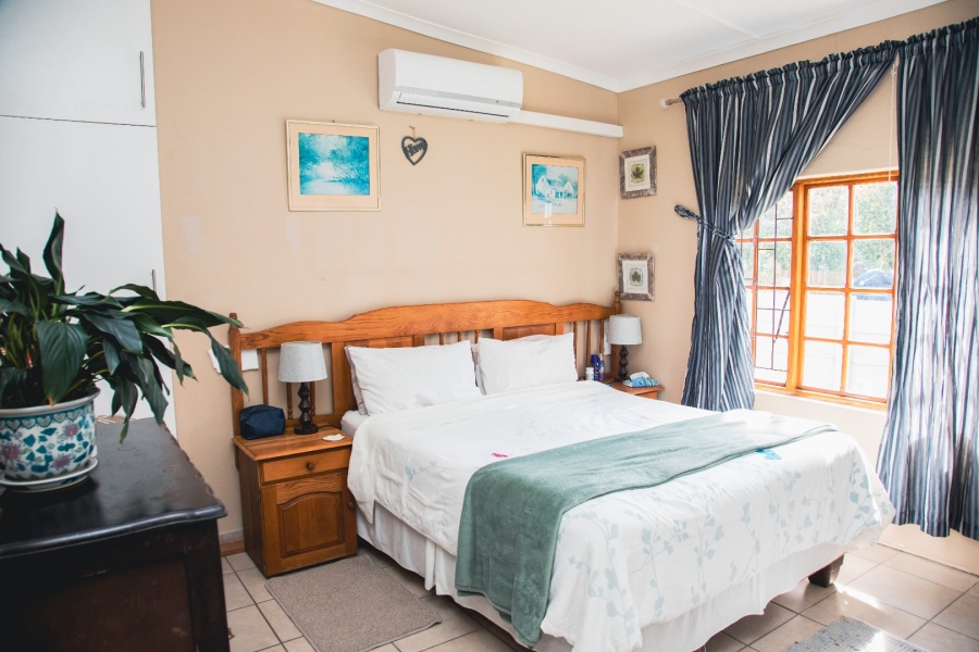 4 Bedroom Property for Sale in Beacon Bay Eastern Cape